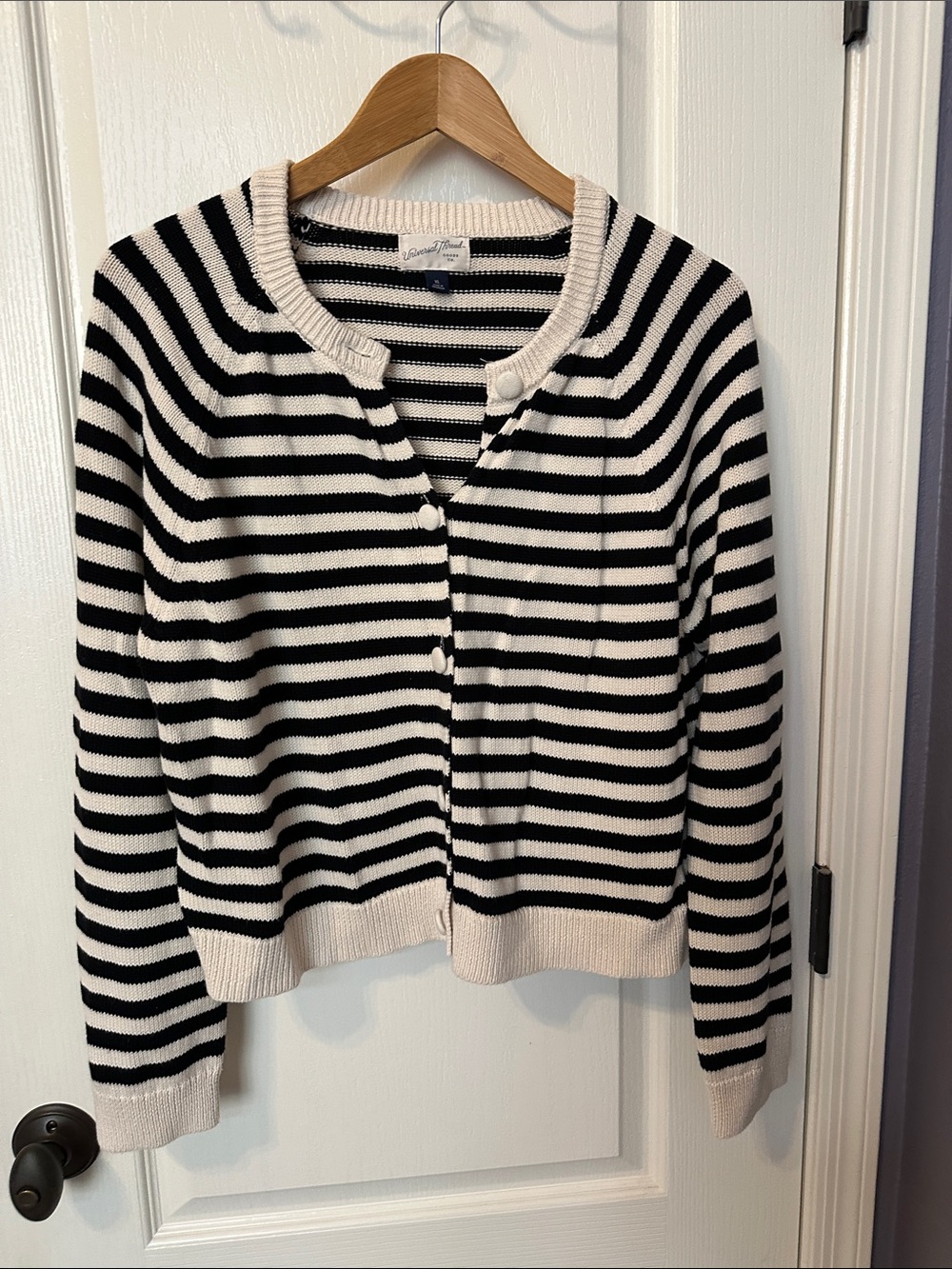 Universal Thread Black and Cream Striped Button-Front Cardigan Sz XL